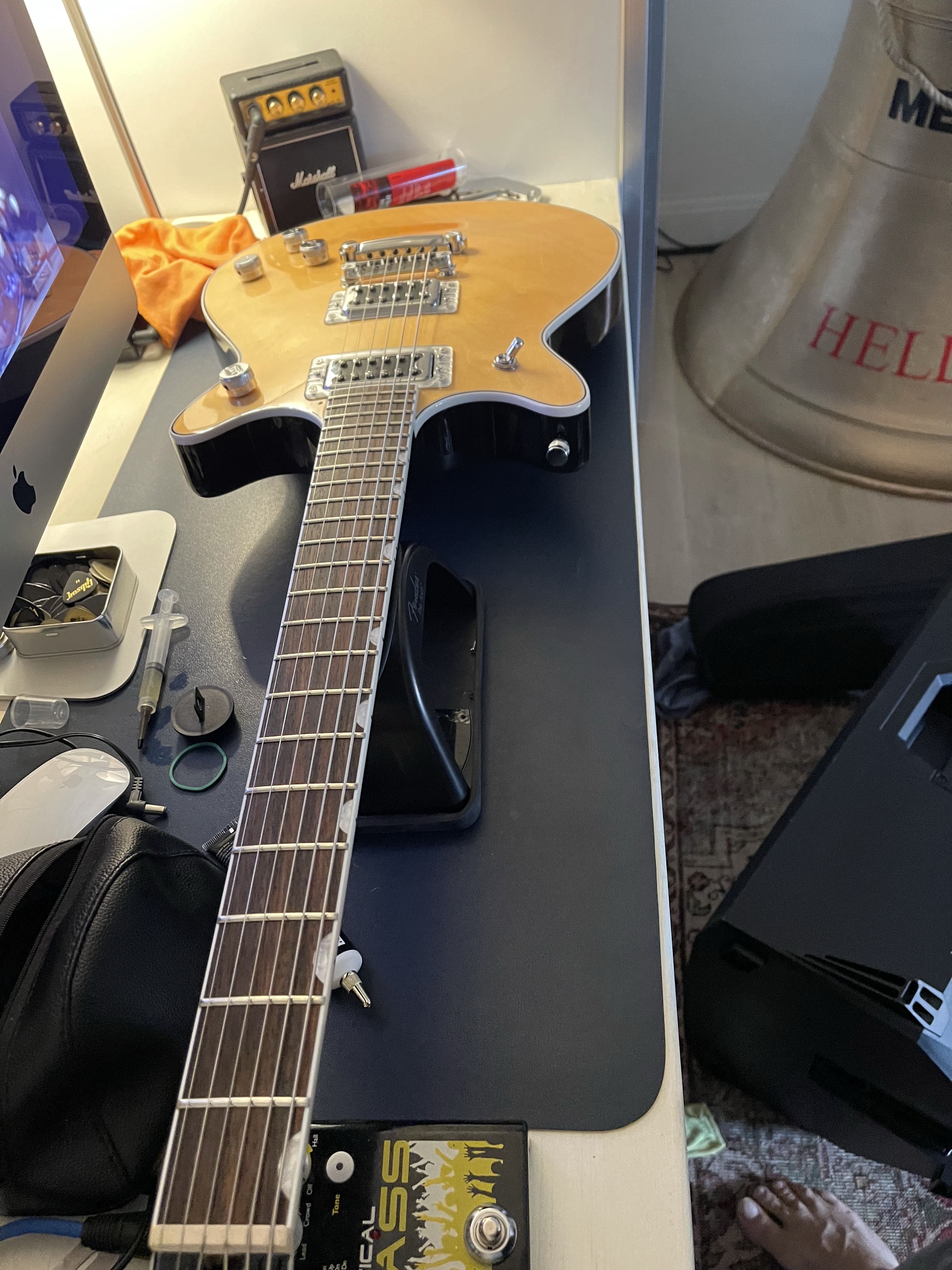 Gretsch G5222 – Stringed Guitars