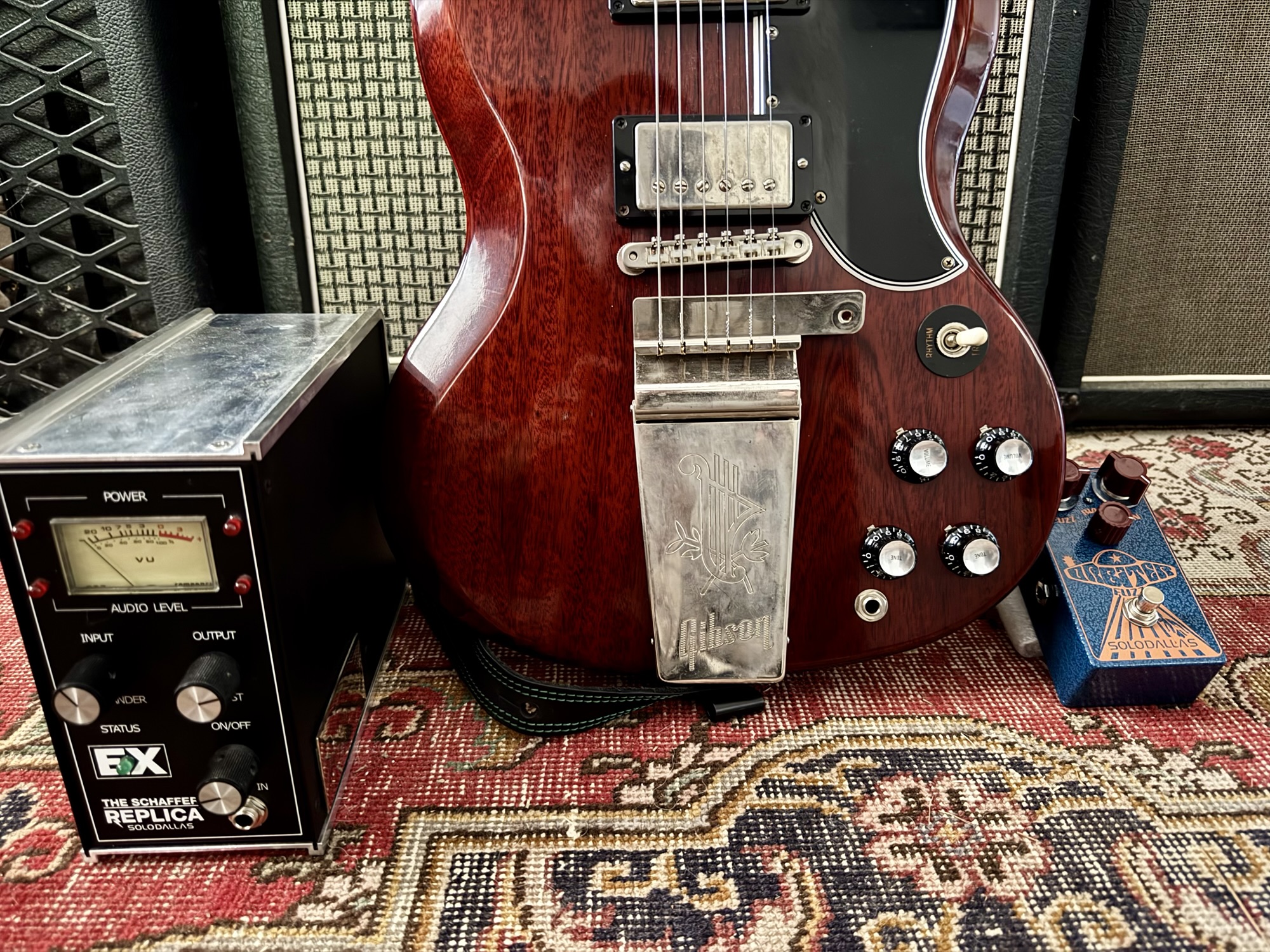 To Fuzz or no Fuzz – Solodalas Orbiter! – Stringed Guitars